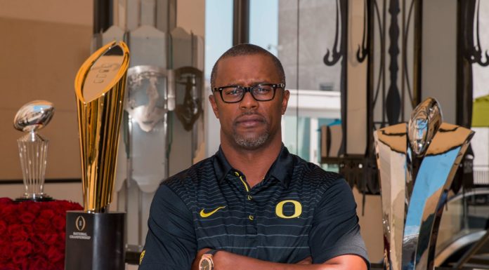 Willie Taggart Suffers Embarrassing Debut Defeat as FSU Manager Willie Taggart with Oregon