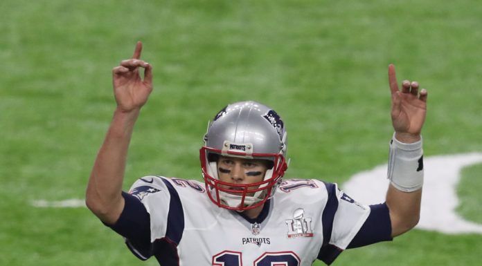 Bucs’ Chris Godwin Gives Up His No.12 Jersey to Tom Brady