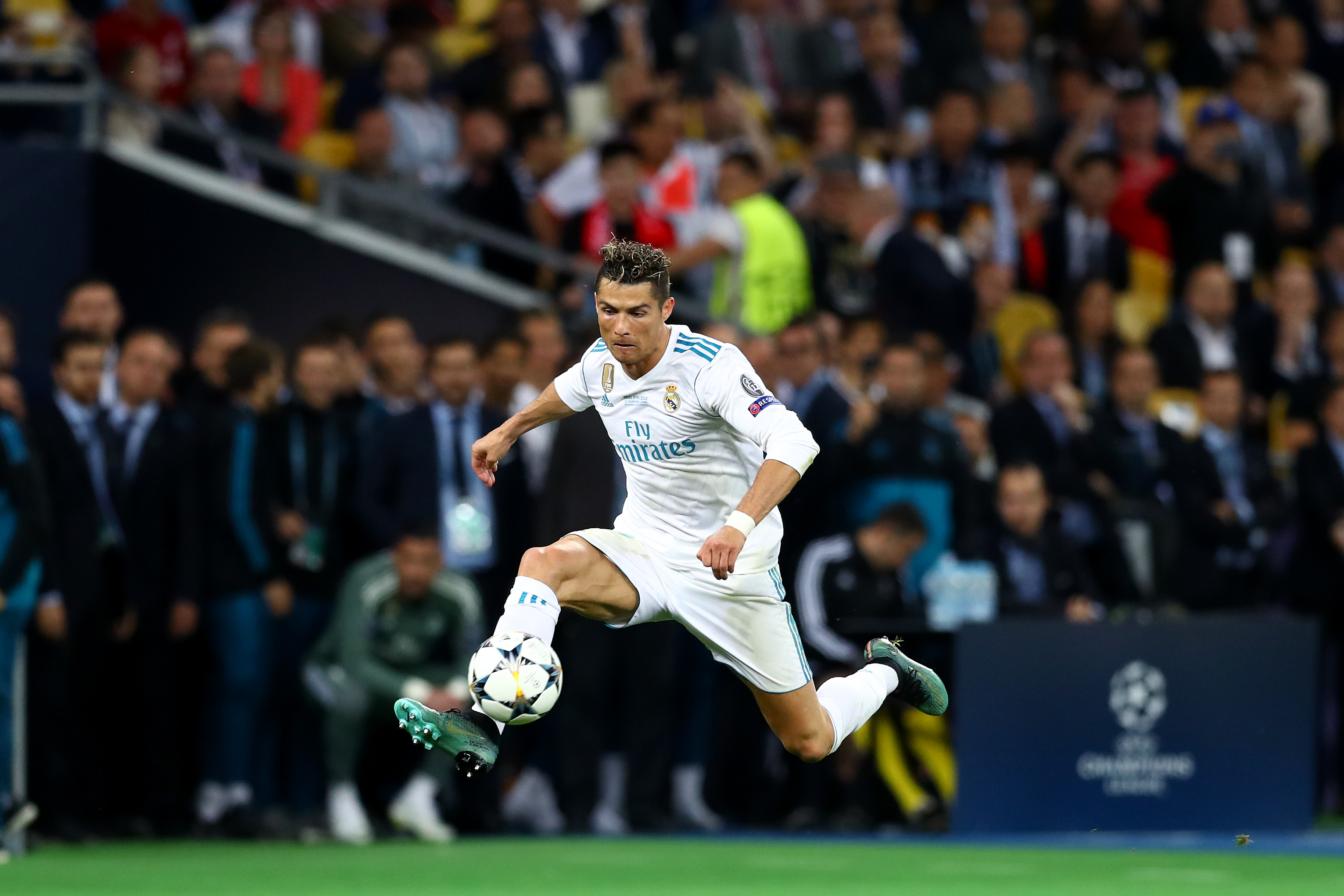 Is Cristiano Ronaldo Leaving Real Madrid Sportzbonanza