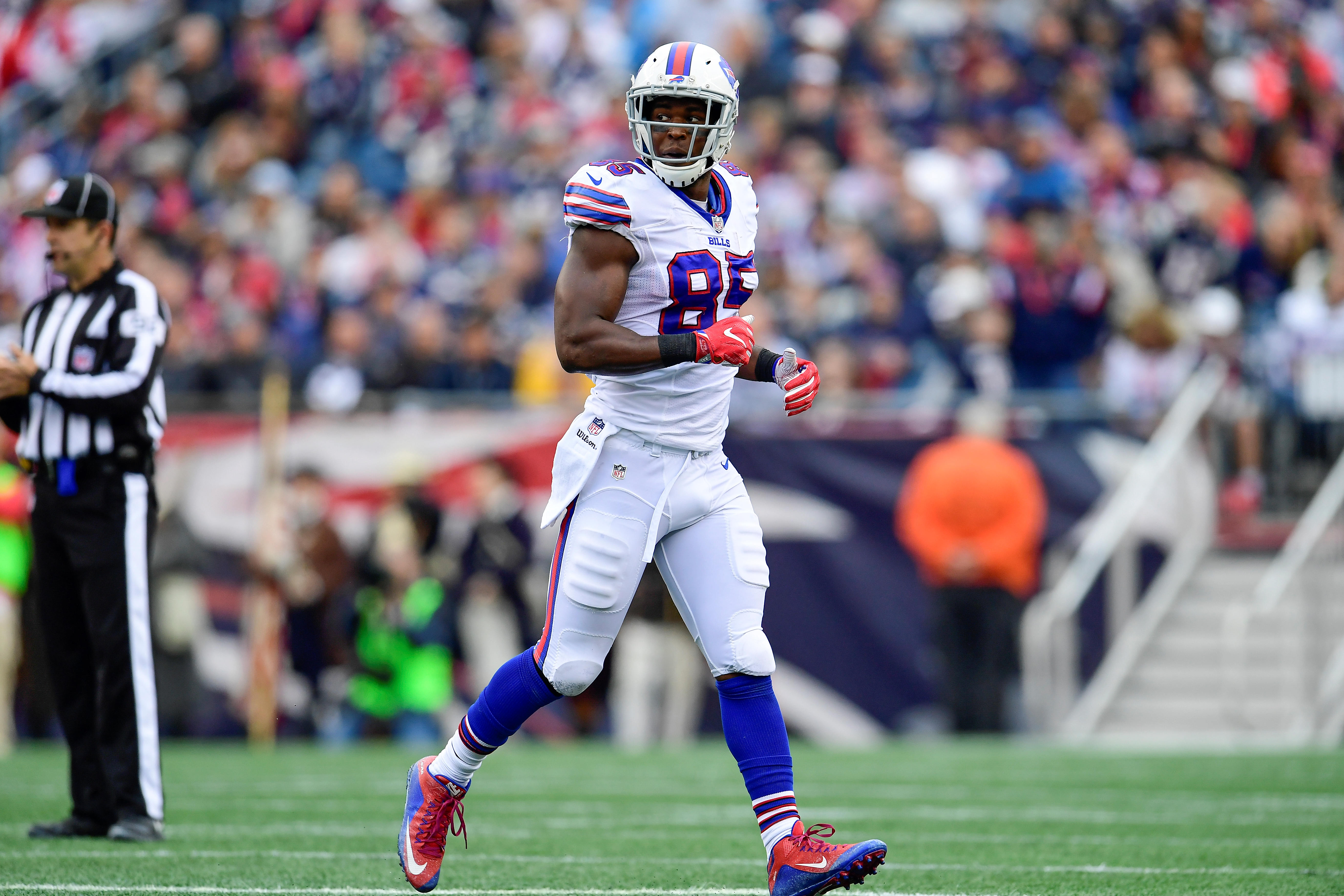 Bills Decide to Move On from TE Charles Clay After a Disastrous ...