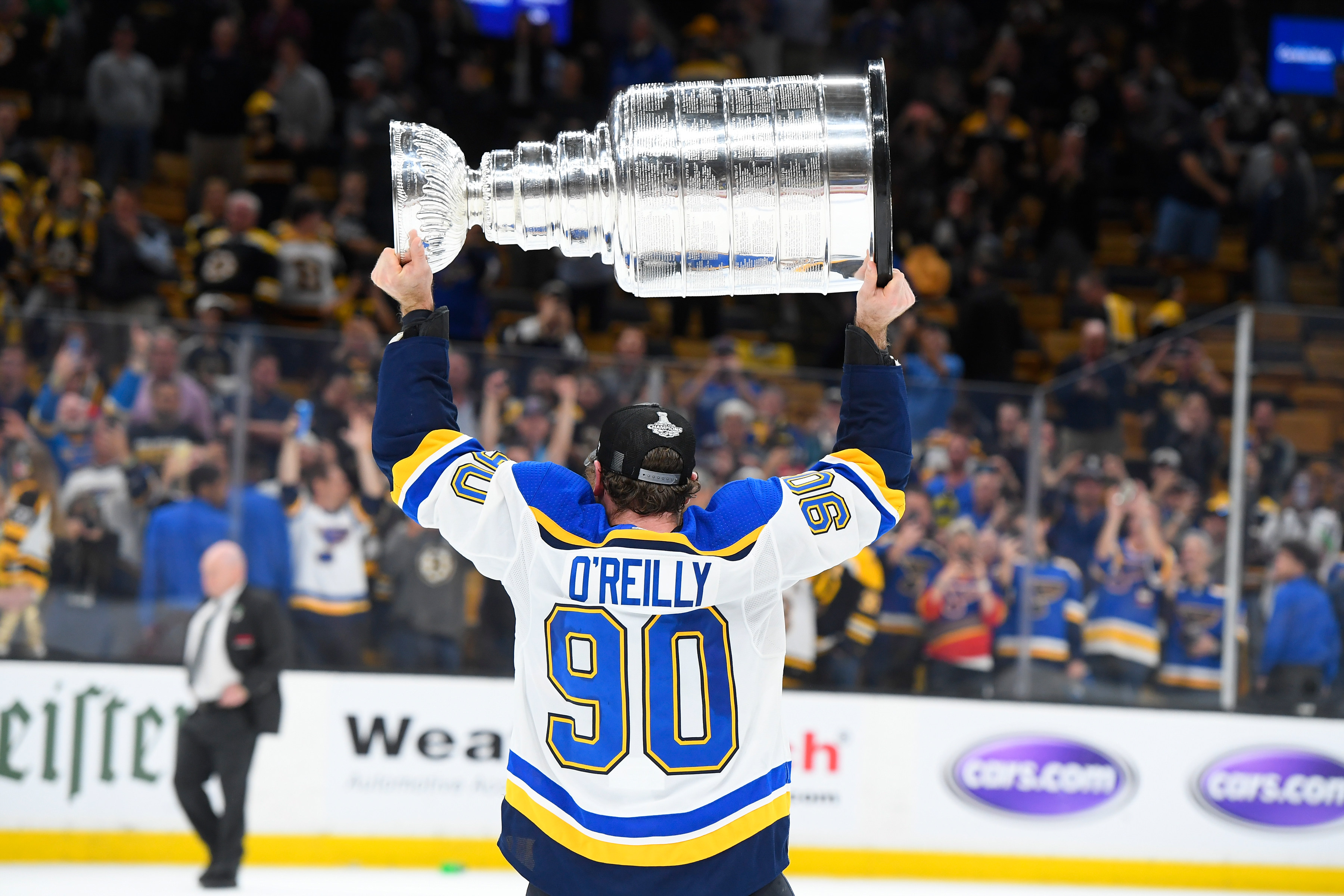 St. Louis Blues Win Game 7, Claim First Stanley Cup in Franchise History.