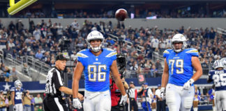 Los Angeles Chargers tight end Hunter Henry (86)