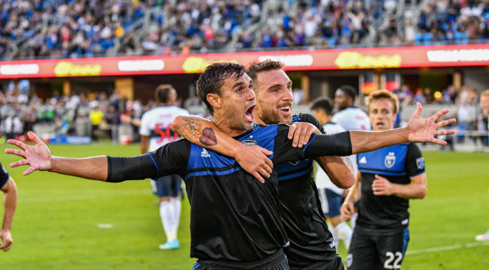 Chris Wondolowski (8) celebrates his goal against the Whitecaps in 2019