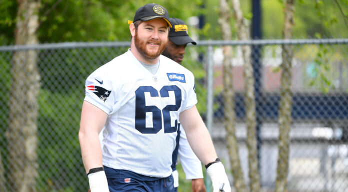 Chiefs All-Pro Guard Joe Thuney Unlikely to Play in AFC Championship Game Joe Thuney with the New England Patriots in May 2019