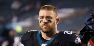 Zach Ertz with the Eagles in December 2019