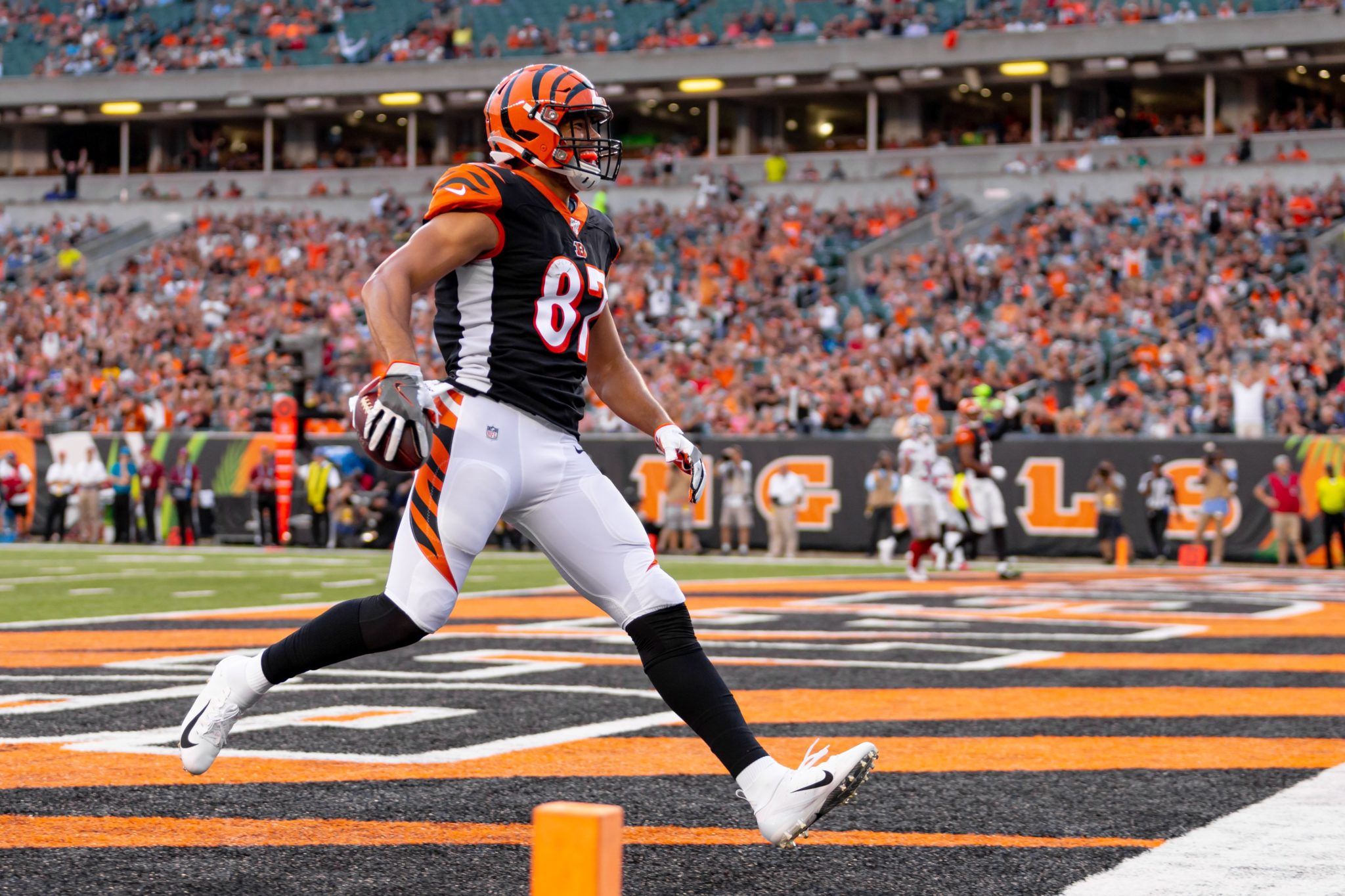 Bengals lose Starting TE C.J. Uzomah for the Season