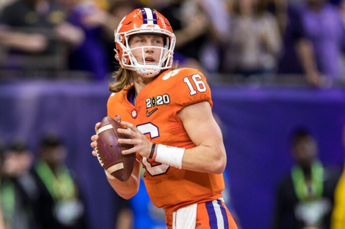 Trevor Lawrence with Clemson in 2020.