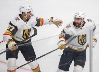 The Vegas Golden Knights' Nicolas Roy and Max Pacioretty during game 4 NHL Stanley Cup playoff in 2021