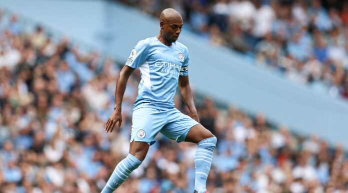 Manchester City Looking to Offer New Contract to Fernandinho Fernandinho in 2021