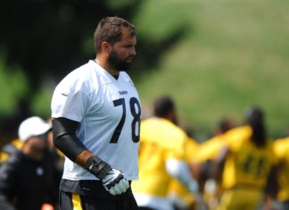 Alejandro Villanueva during the Pittsburgh Steelers training camp at Saint Vincent College in Latrobe, PA in 2019.
