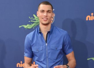 Zach LaVine at the Nickelodeon Kids' Choice Sports Awards in 2015