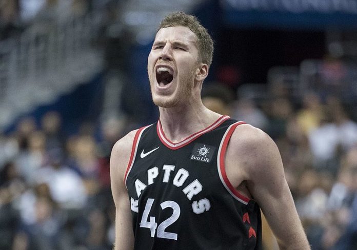 Jakob Poeltl with the Spurs in 2018