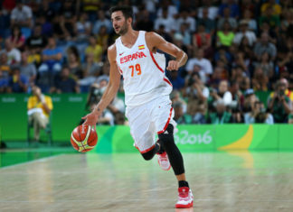 Ricky Rubio playing for Spain in 2016