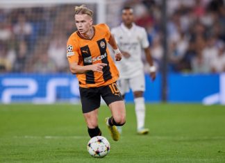 Mykhailo Mudryk with Shakhtar Donetsk in October 2022