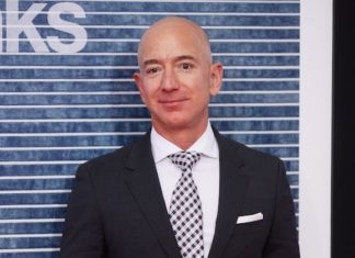 Jeff Bezos at "The Post" premiere in 2017