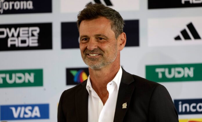 Diego Cocca being presented as the new technical director of the Mexican soccer team at the High Performance Center in February 2023