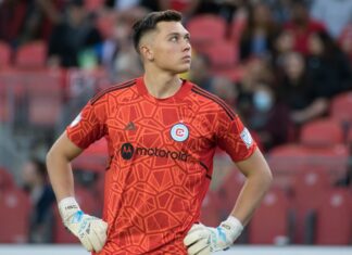 Gabriel Slonina with Chicago Fire in May 2022