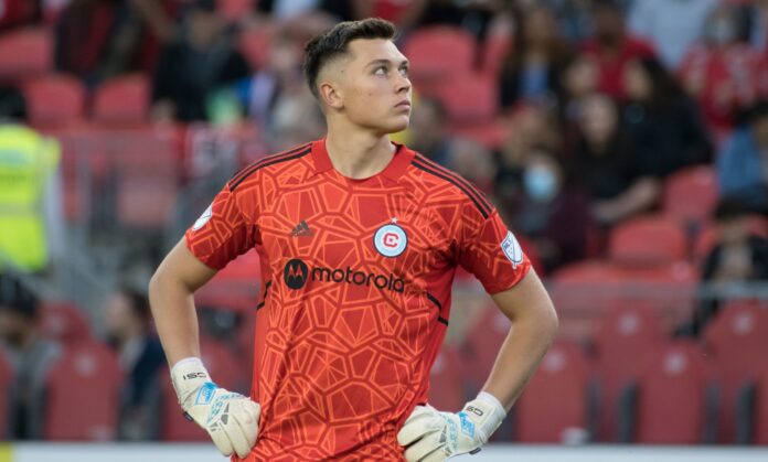 Gabriel Slonina with Chicago Fire in May 2022