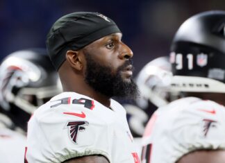 Rashaan Evans with the Atlanta Falcons in 2022