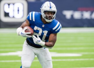 Indianapolis Colts running back Zack Moss in September 2023