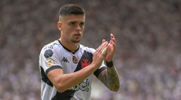 Gabriel Pec with Vasco in August 2023