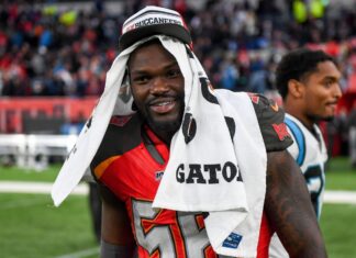Shaquil Barrett with the Tampa Bay Buccaneers in October 2019